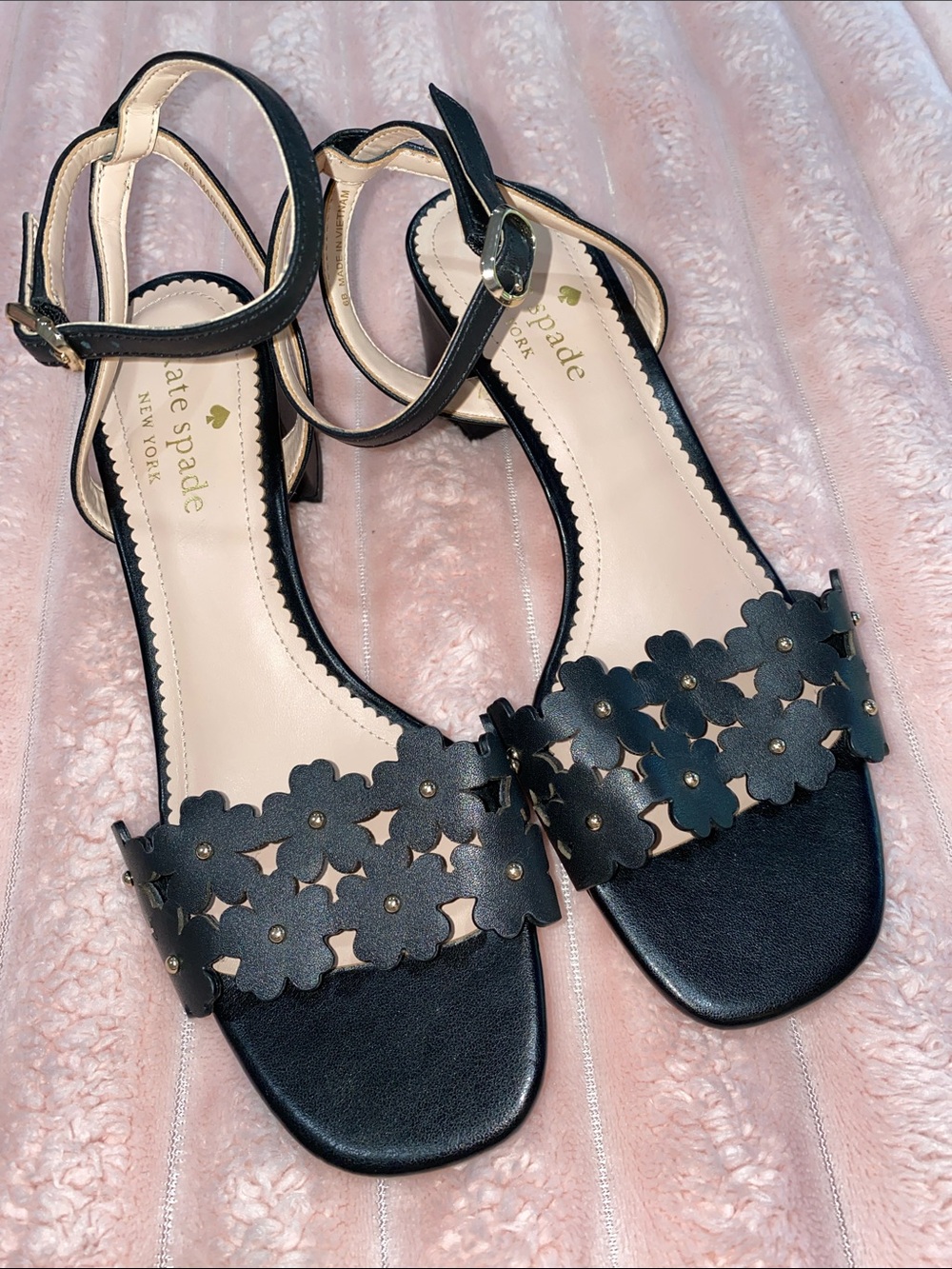 Kate Spade Black Floral Daisy Cutout Ankle-Strap Sandals